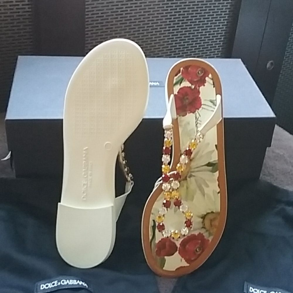 DOLCE & GABBANA Sandals - Picture 6 of 9